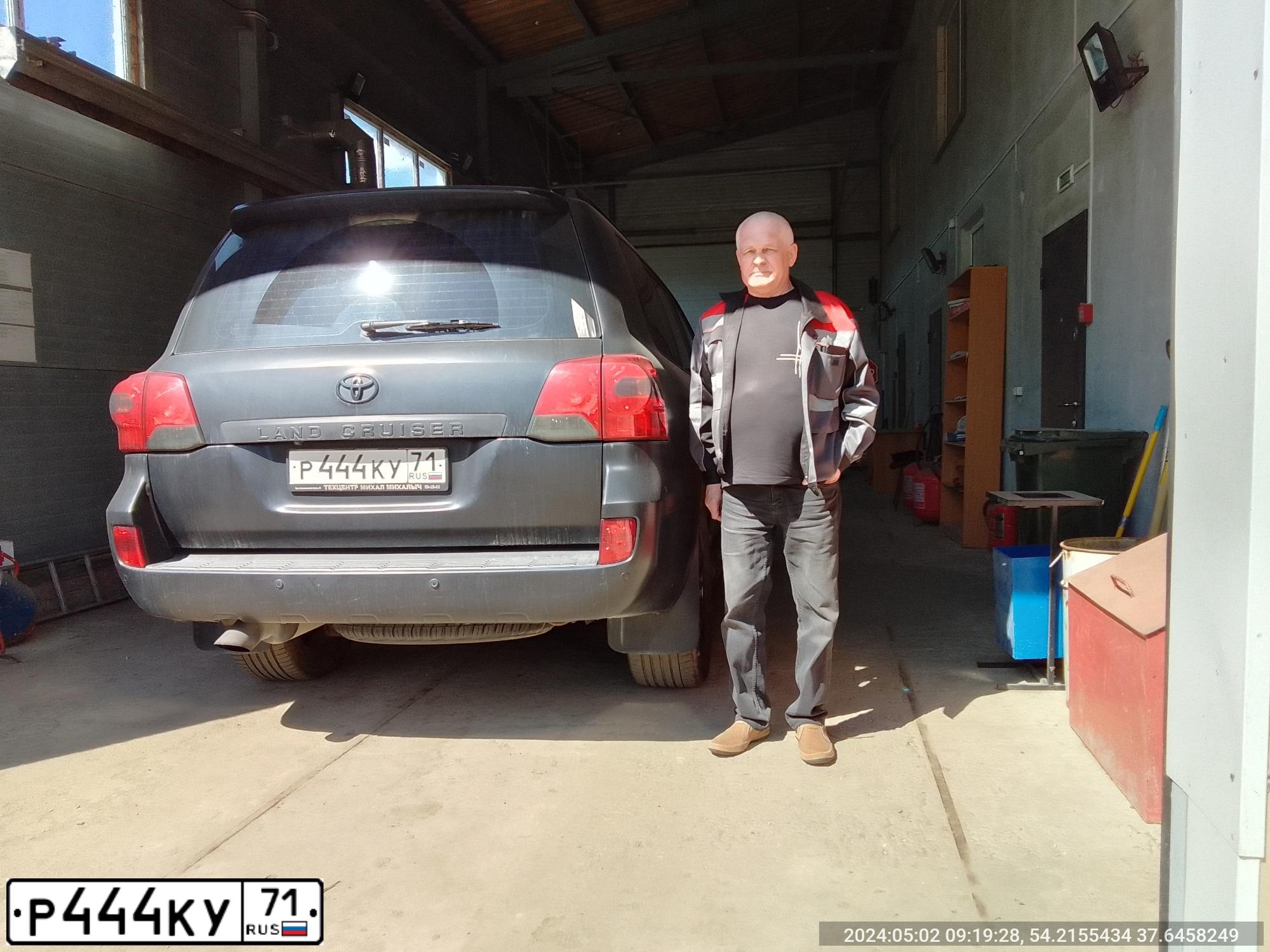 Фото автомобиля MITSUBISHI LANCER, 2007 — госномер Т978ТВ152. Цвет: СВЕТЛО-СЕРЫЙ