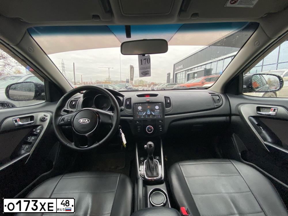 Фото автомобиля KIA CERATO, 2012. Цвет: БЕЖЕВЫЙ