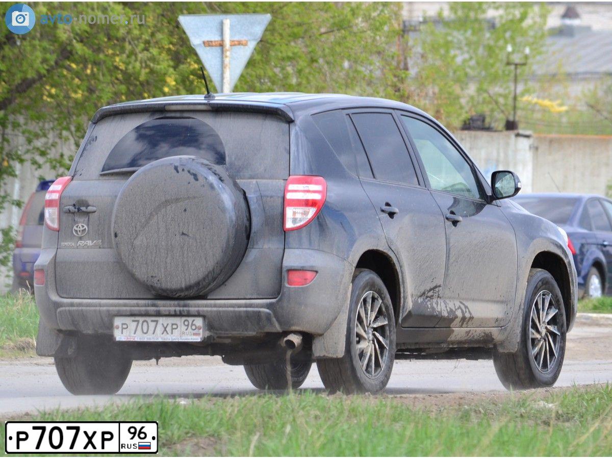 Фото автомобиля CHEVROLET CRUZE, 2010 — госномер Р707ХР96. Цвет: ЧЕРНЫЙ