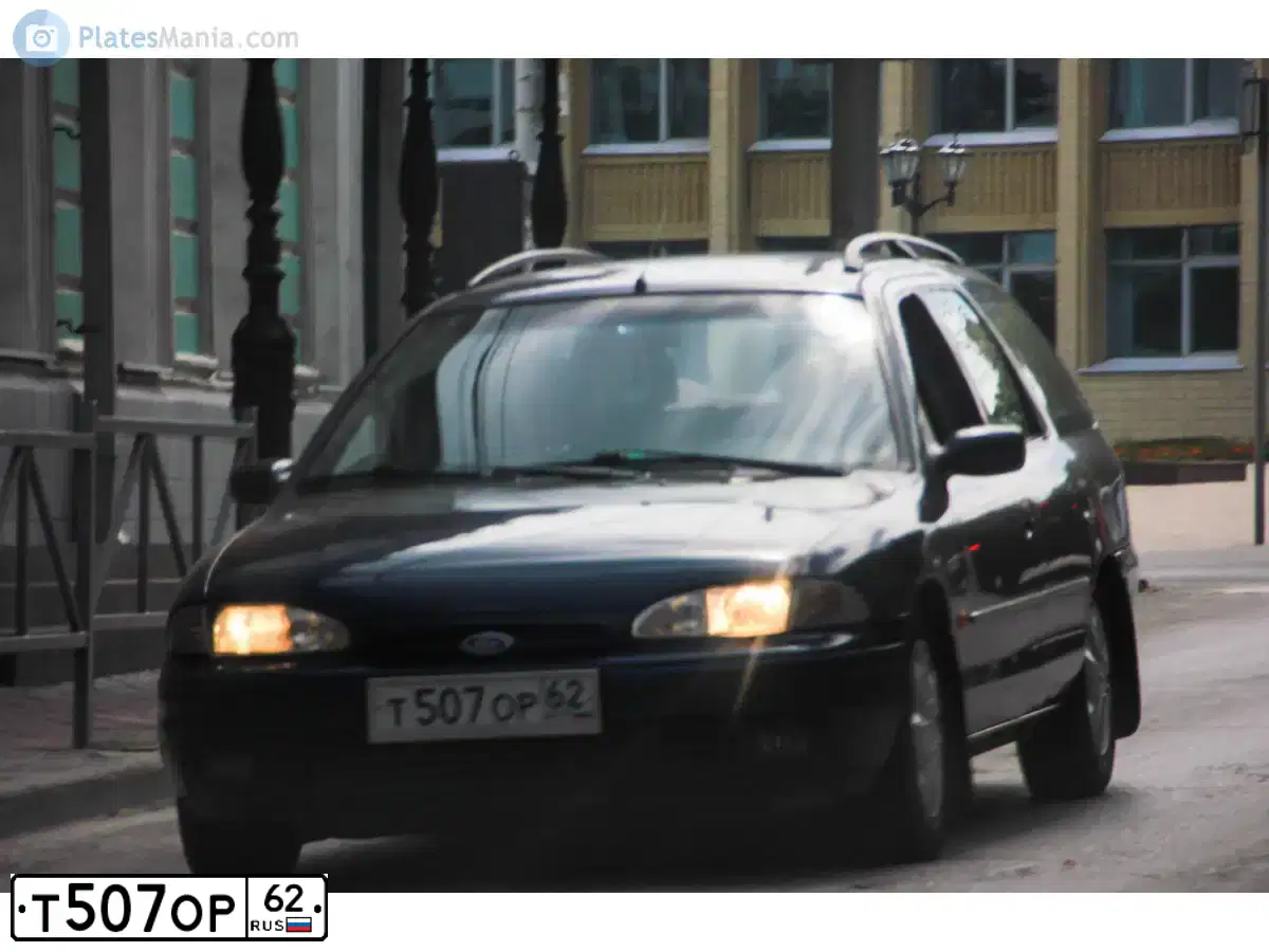 Фото автомобиля FORD MONDEO, 1996 — госномер Т507ОР62. Цвет: синий
