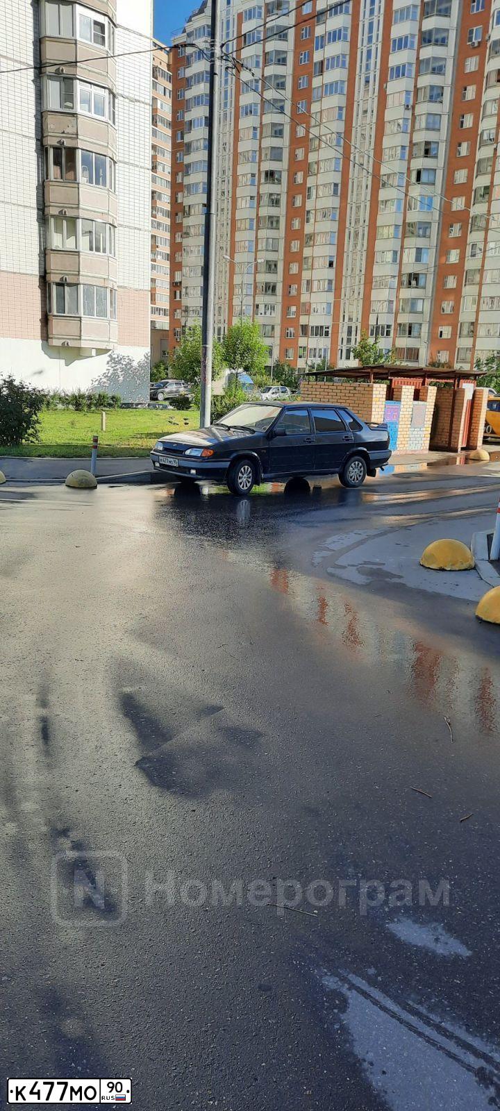 Фото автомобиля LADA 2115 SAMARA, 2006 — госномер К477МО90. Цвет: ГРАФИТОВЫЙ МЕТАЛЛИК