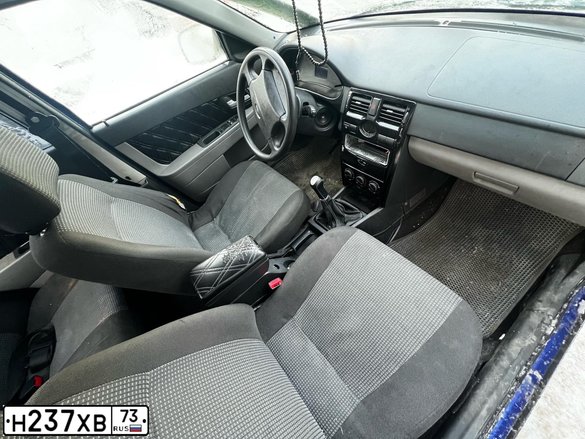 Фото автомобиля LADA 2170 PRIORA, 2010 — госномер Н237ХВ73. Цвет: синий