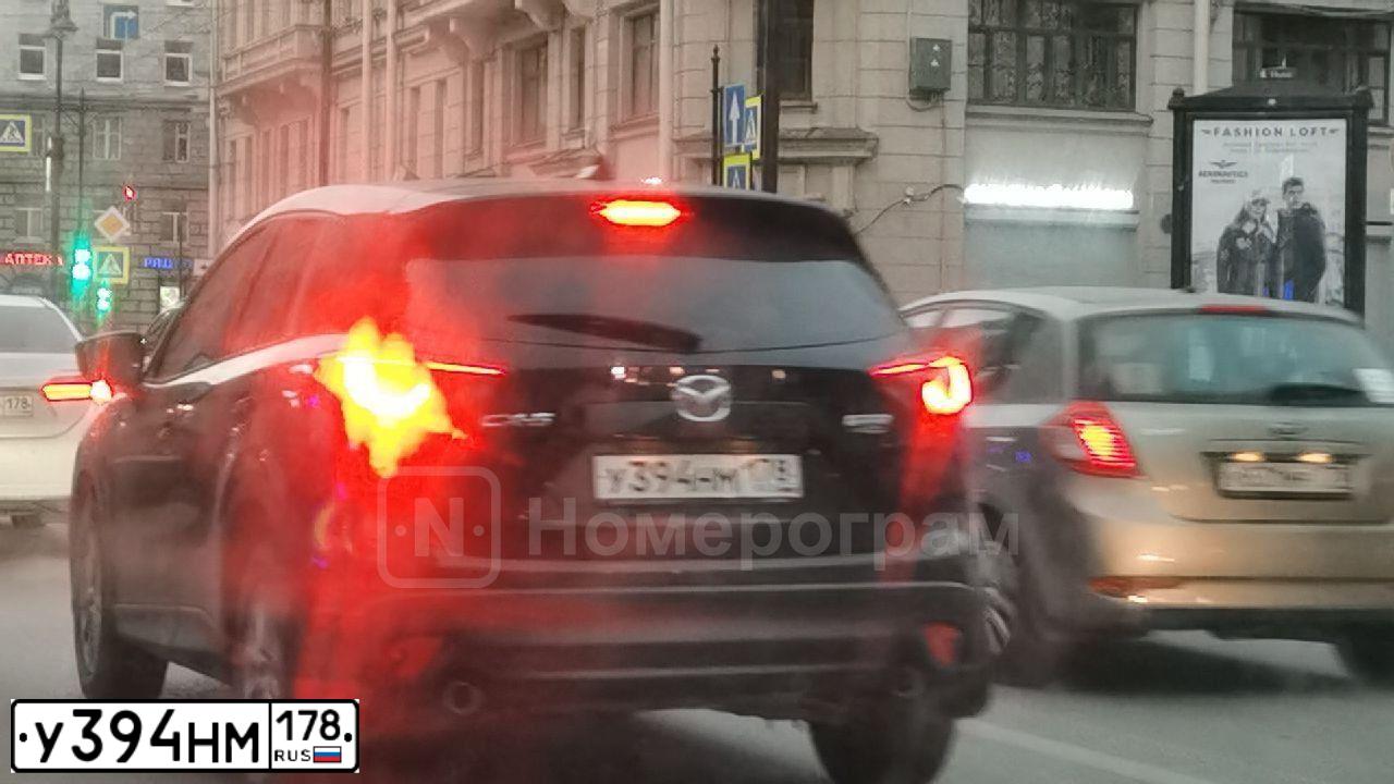 Фото автомобиля MAZDA CX-5, 2016 — госномер У394НМ178. Цвет: ЧЕРНЫЙ