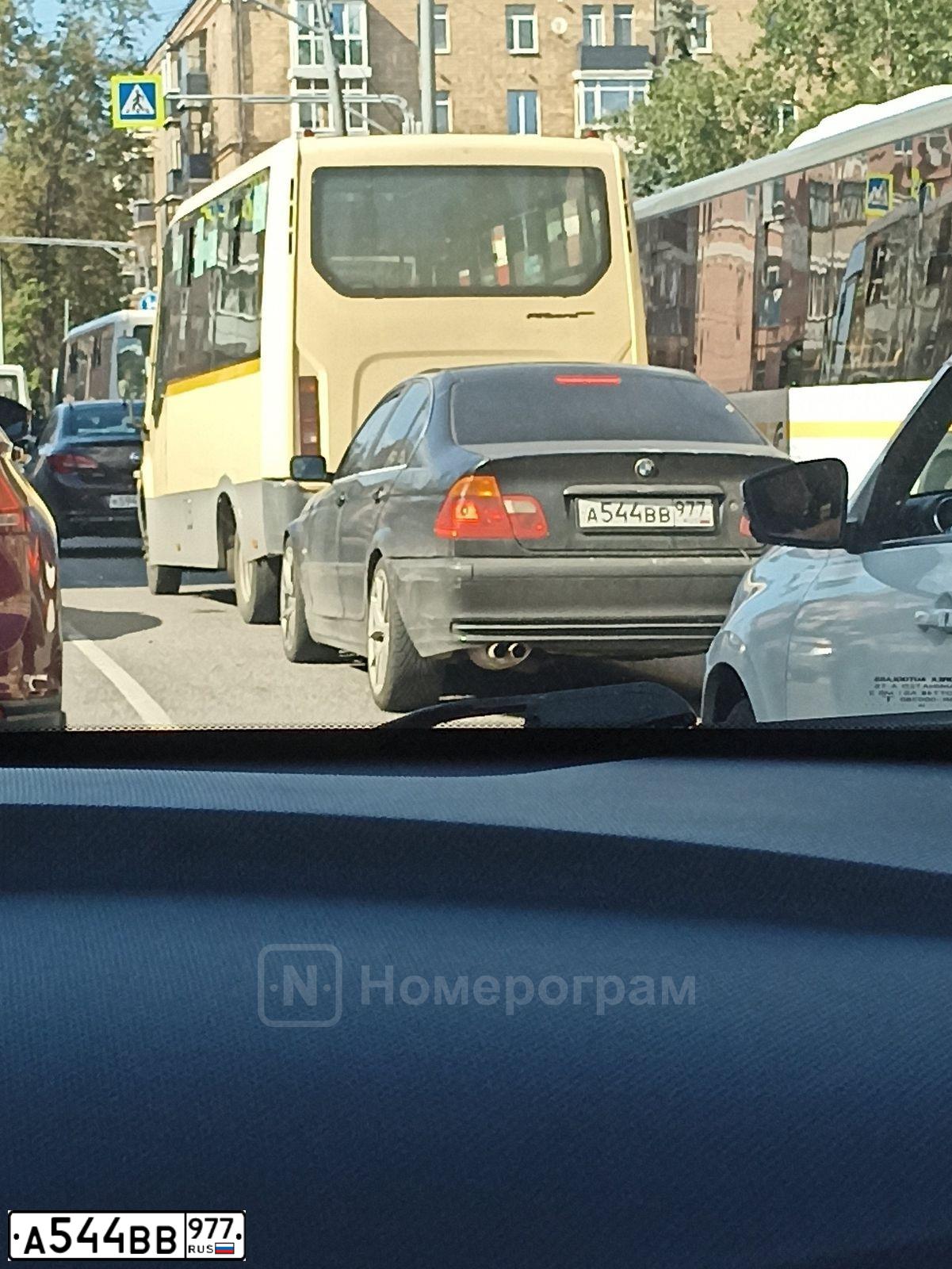 Фото автомобиля BMW SERIE 3, 1999 — госномер А544ВВ977. Цвет: ЧЕРНЫЙ