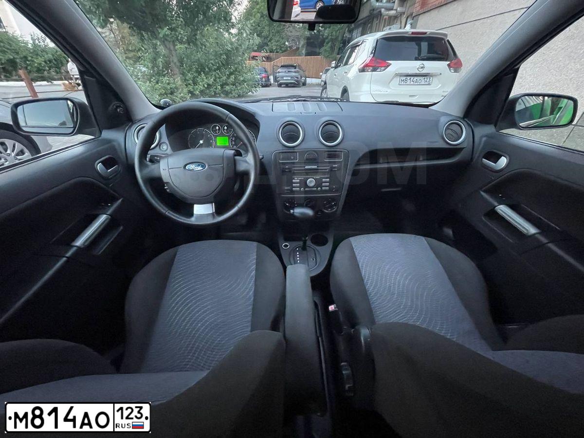 Фото автомобиля PEUGEOT 407, 2007 — госномер Р808ЕН193. Цвет: ЧЕРНЫЙ