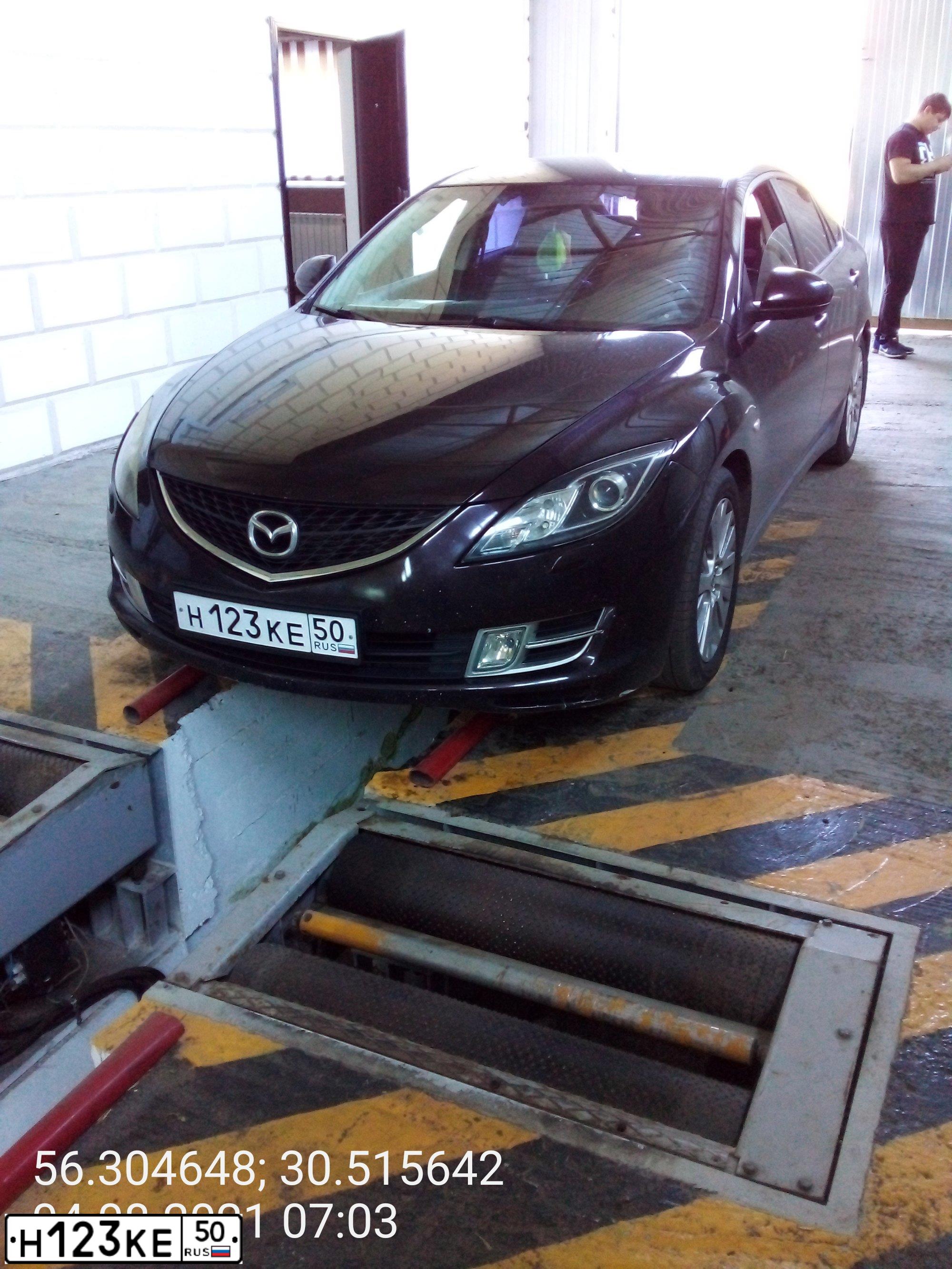 Фото автомобиля MAZDA 6, 2008 — госномер У428ВР181. Цвет: ТЕМНО-ВИШНЕВЫЙ