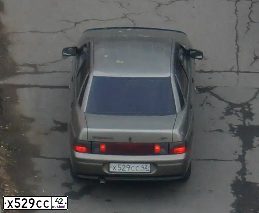 Фото автомобиля LADA 2110 LADA, 2002 — госномер К529СС42. Цвет: СЕРЕБРИСТЫЙ СЕРО-ЗЕЛЕНЫЙ