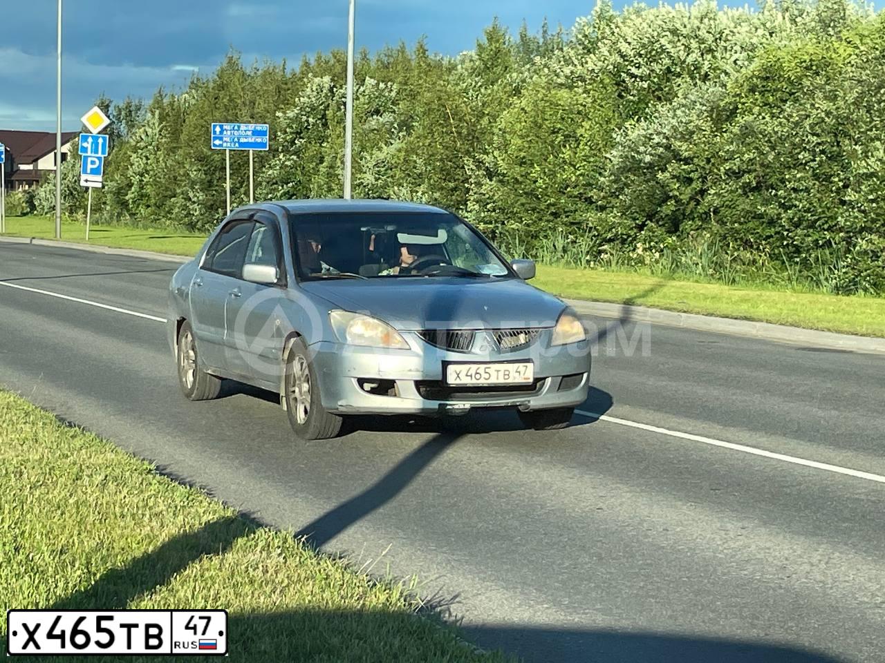 Фото автомобиля MITSUBISHI LANCER, 2004 — госномер Х465ТВ47