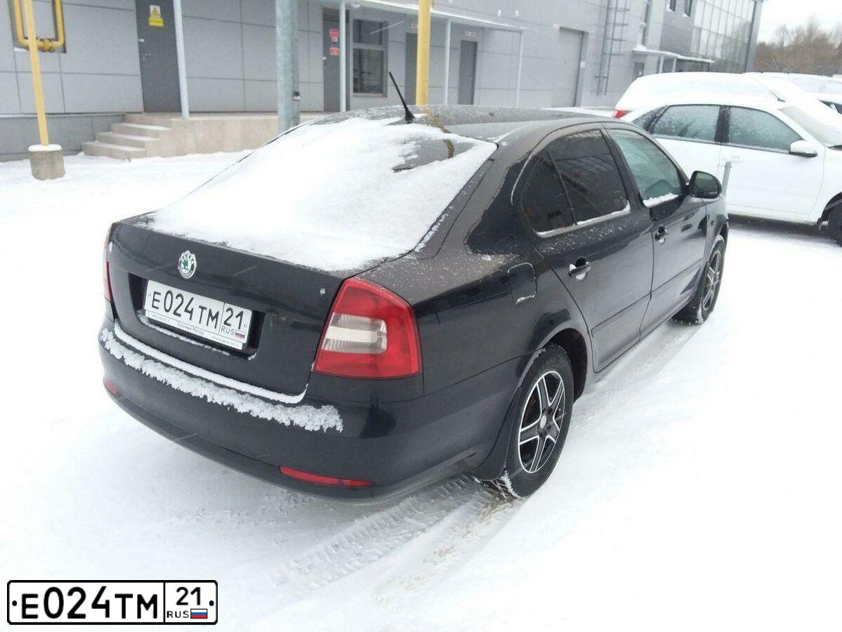 Фото автомобиля SKODA OCTAVIA, 2012 — госномер В460УО12. Цвет: ЧЕРНЫЙ