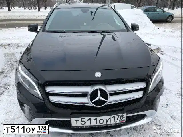 Фото автомобиля MERCEDES GLA-KLASSE, 2015 — госномер А121УТ147. Цвет: ЧЕРНЫЙ