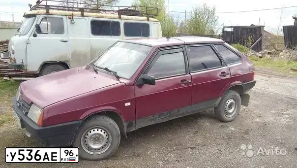 Фото автомобиля LADA 2109 SAMARA, 1997 — госномер У536АЕ96. Цвет: ВИШНЕВЫЙ