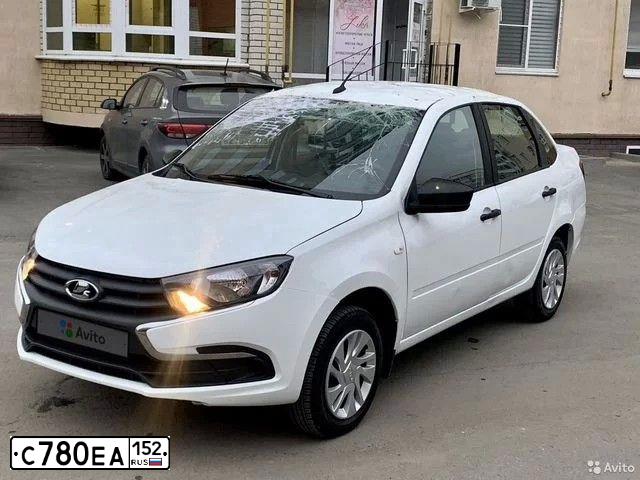 Фото автомобиля LADA 2190 GRANTA, 2019 — госномер С780ЕА152. Цвет: Золотисто-коричневый