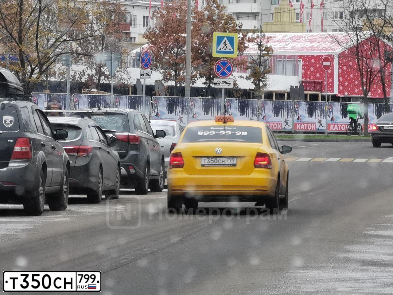 Фото автомобиля VOLKSWAGEN POLO, 2018 — госномер Т350СН799. Цвет: ЖЕЛТЫЙ