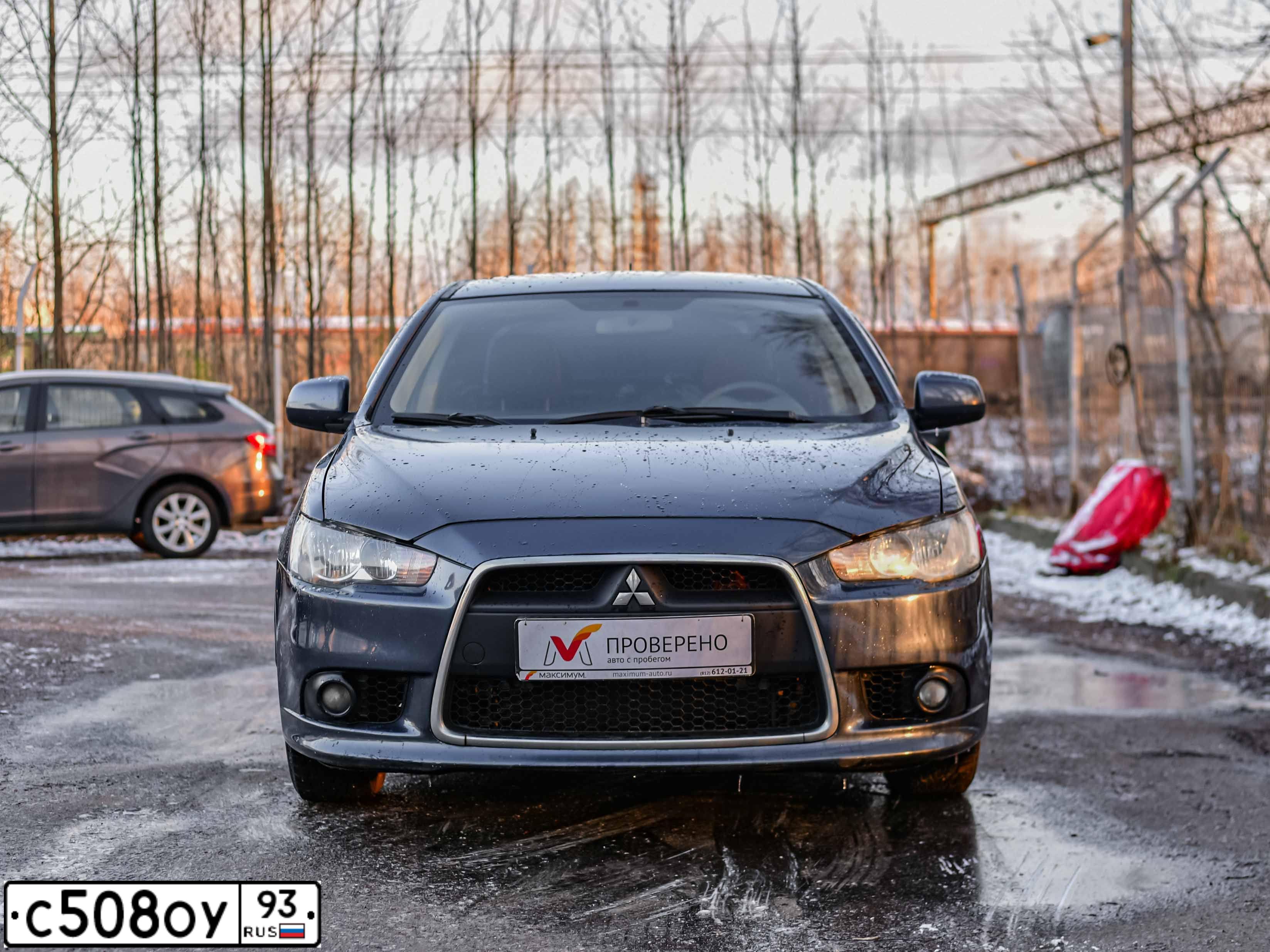 Фото автомобиля MITSUBISHI LANCER, 2011 — госномер О705ЕС178. Цвет: СИНИЙ
