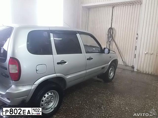 Фото автомобиля CHEVROLET NIVA, 2007 — госномер Н954МС142. Цвет: Светло-Серебристый металлик
