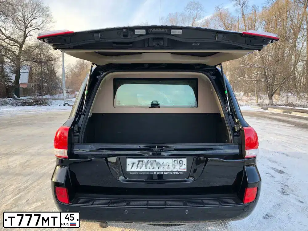 Фото автомобиля LADA GRANTA 219140, 2021 — госномер Т777МТ45. Цвет: СЕРЫЙ