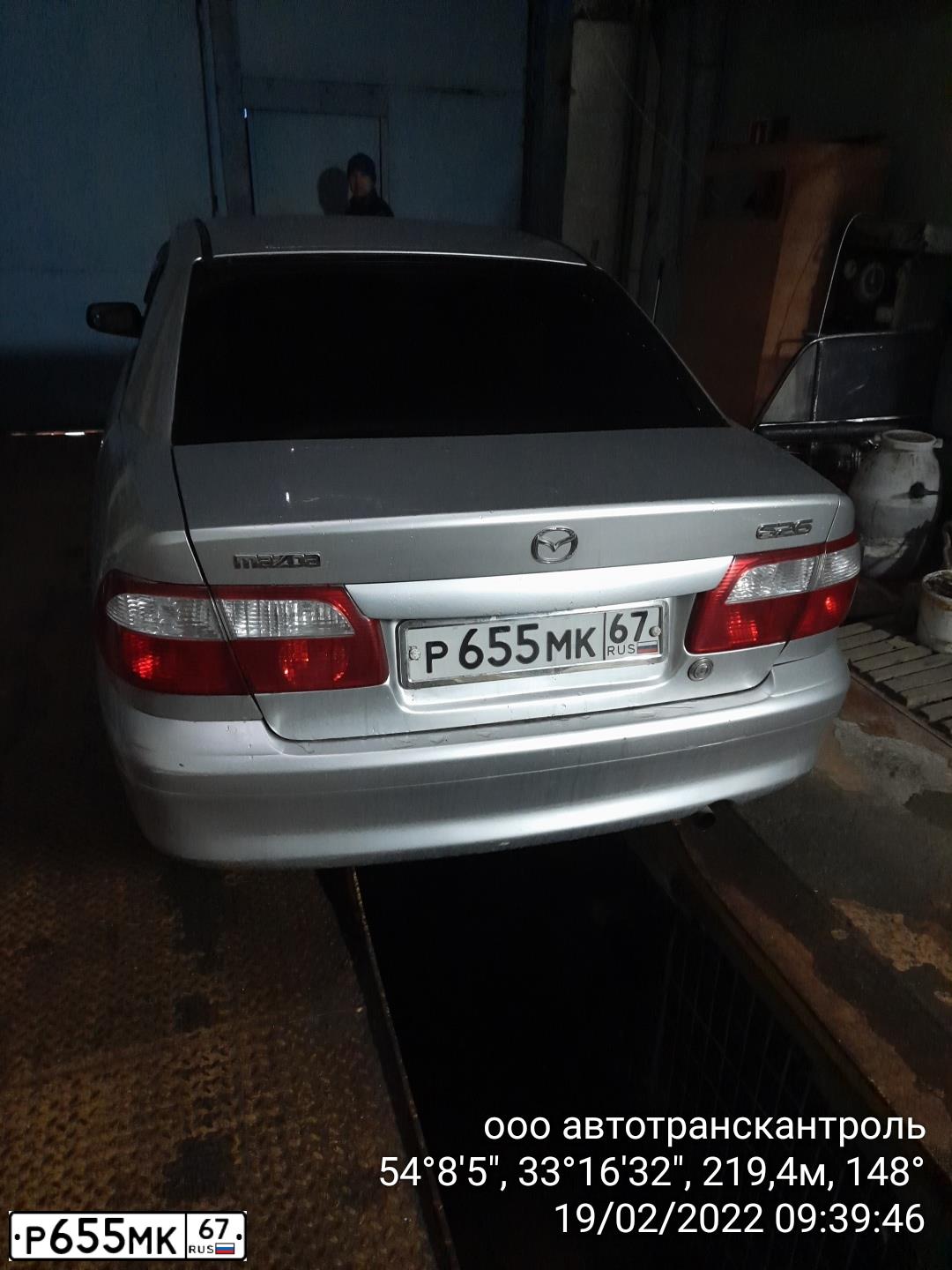 Фото автомобиля MAZDA 626, 2001 — госномер Р655МК67. Цвет: СЕРЕБРИСТЫЙ