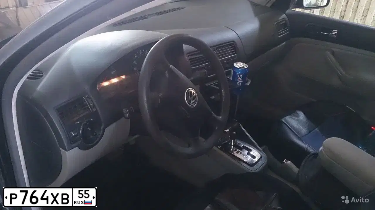 Фото автомобиля VOLKSWAGEN JETTA, 2001 — госномер Р663ММ55. Цвет: ЧЕРНЫЙ