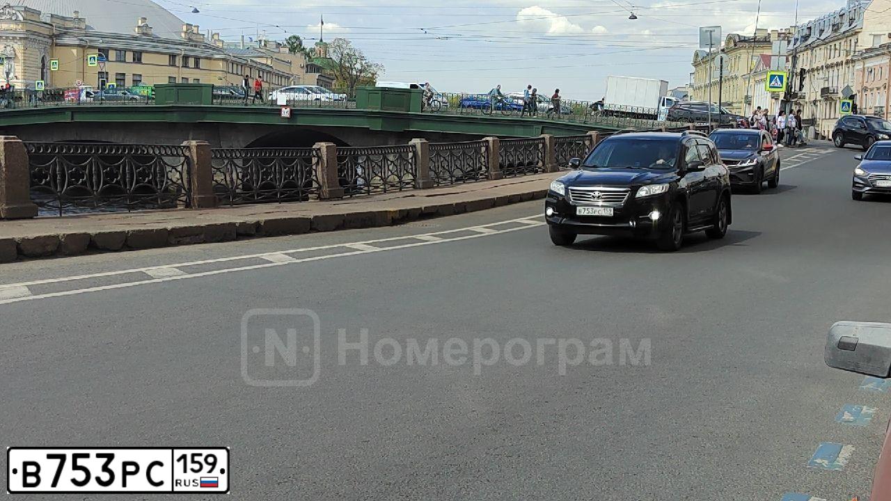 Фото автомобиля TOYOTA RAV4, 2012 — госномер В753РС159