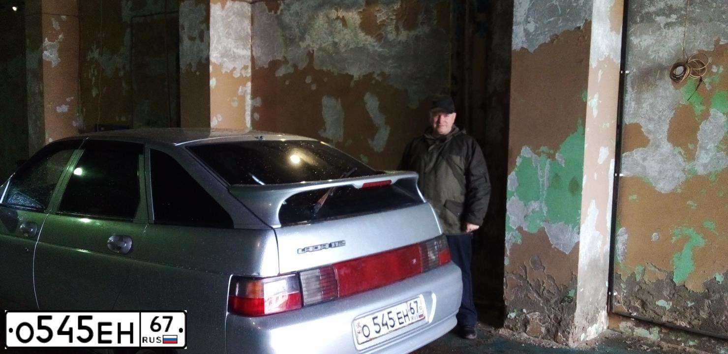 Фото автомобиля LADA 2112, 2006 — госномер Х978ОА67. Цвет: СВЕТЛО-СЕРЕБРИСТЫЙ