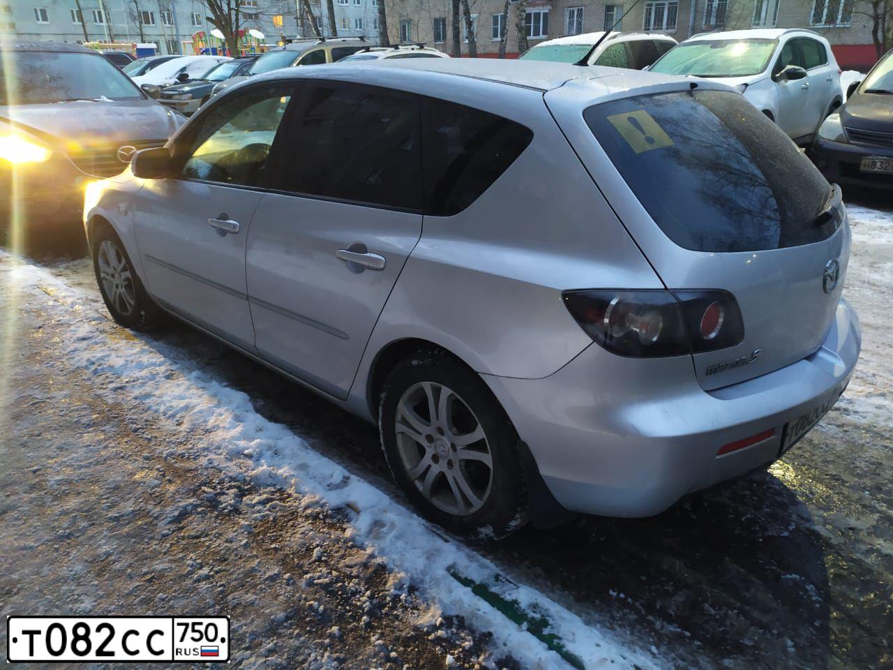 Фото автомобиля MAZDA 3, 2007 — госномер Е487ЕА797. Цвет: Серый