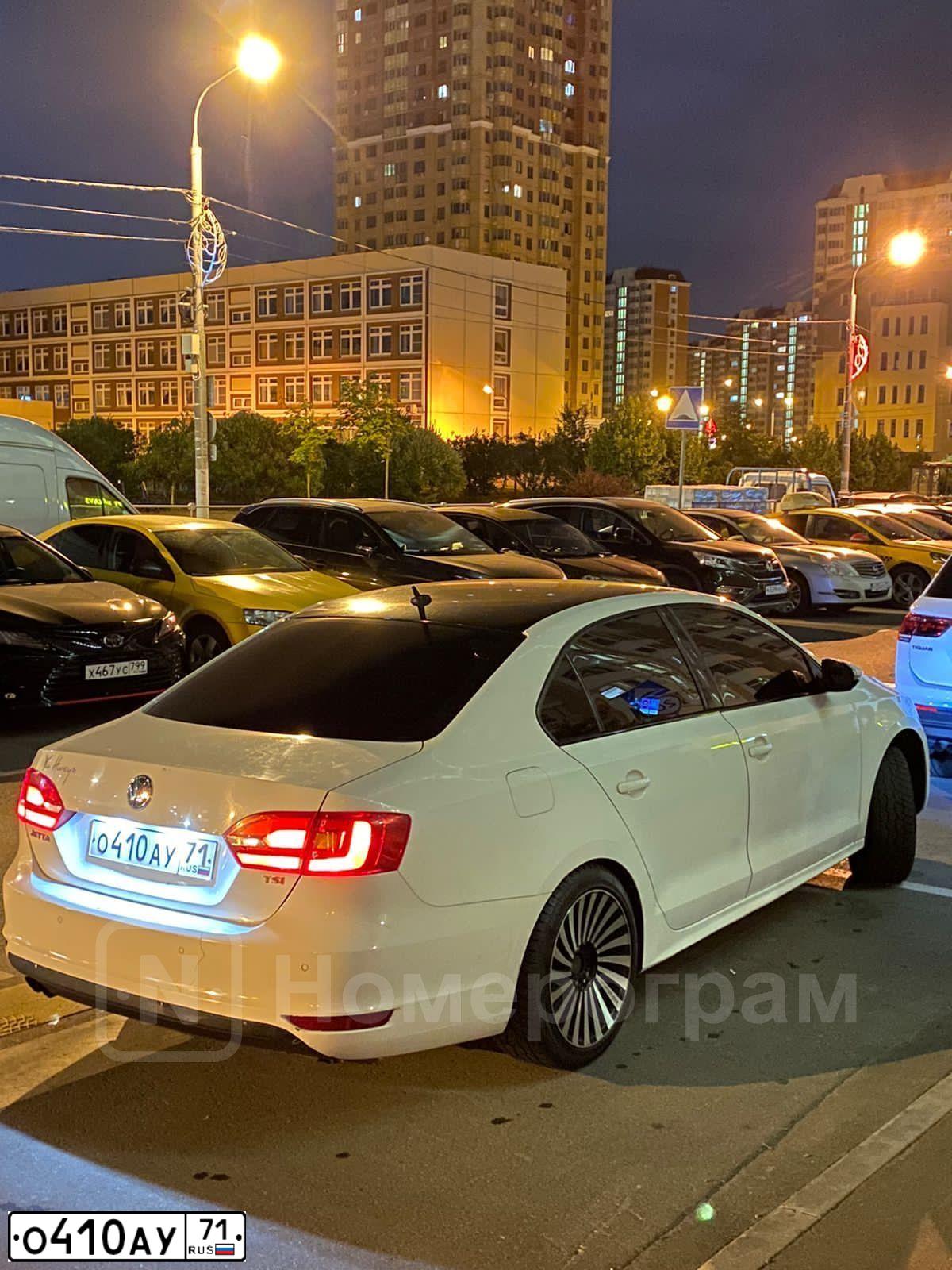 Фото автомобиля VOLKSWAGEN JETTA, 2012 — госномер С156НА178