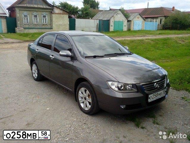 Фото автомобиля LIFAN SOLANO, 2013 — госномер М558ВС13. Цвет: СТАЛЬНОЙ (СЕРЫЙ)
