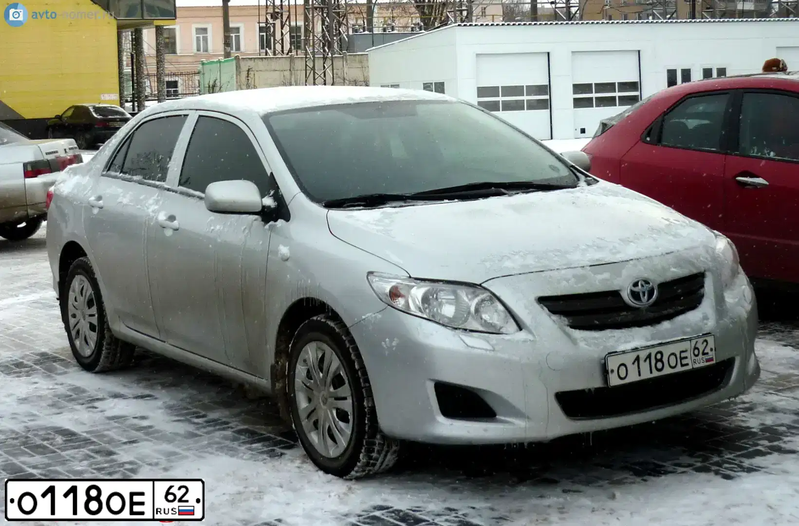 Фото автомобиля TOYOTA COROLLA, 2007 — госномер С752АХ58. Цвет: Серебристый