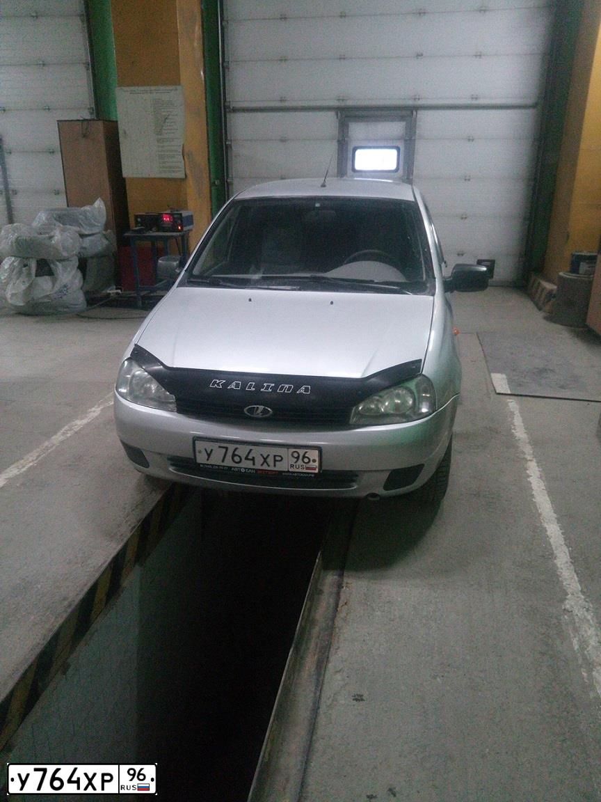 Фото автомобиля LADA 1119 KALINA, 2012 — госномер У764ХР96. Цвет: Серебристый
