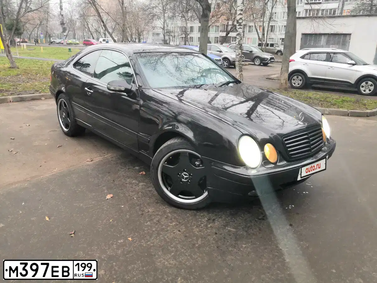 Фото автомобиля MERCEDES-BENZ CLK200, 2000 — госномер Е856КМ164. Цвет: ЧЕРНЫЙ