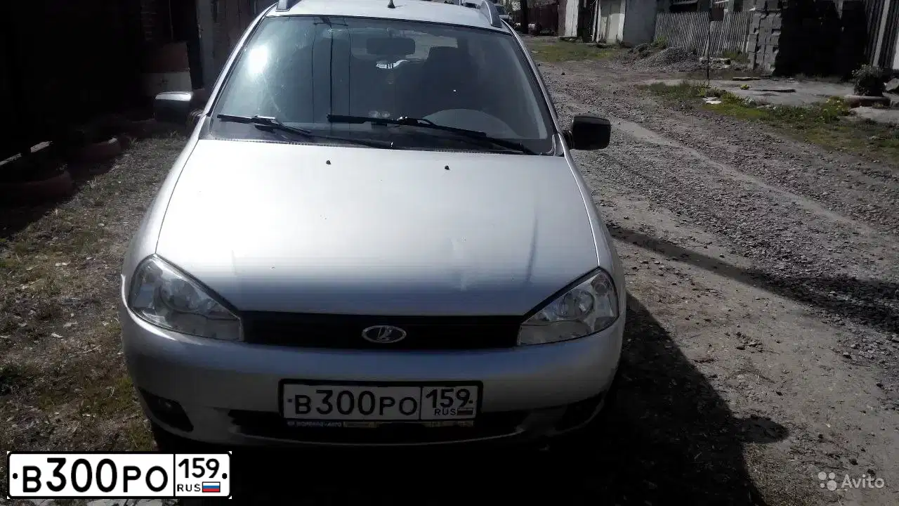 Фото автомобиля LADA 1117 KALINA, 2012 — госномер У971КА102. Цвет: СЕРЕБРИСТЫЙ