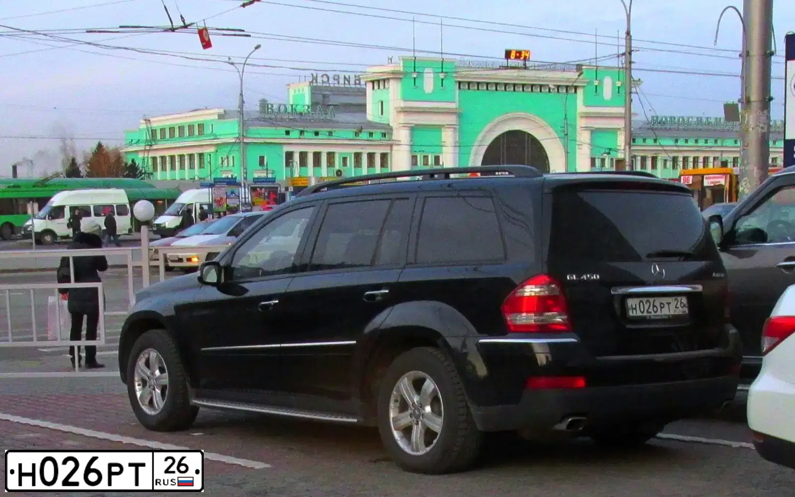 Фото автомобиля MERCEDES GL-KLASSE, 2007 — госномер Н026РТ26. Цвет: ЧЕРНЫЙ