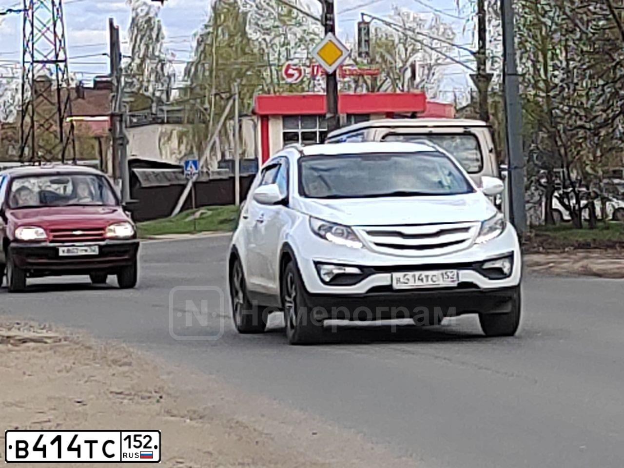 Фото автомобиля MITSUBISHI L 200, 2010 — госномер С548ТС193. Цвет: СЕРЫЙ