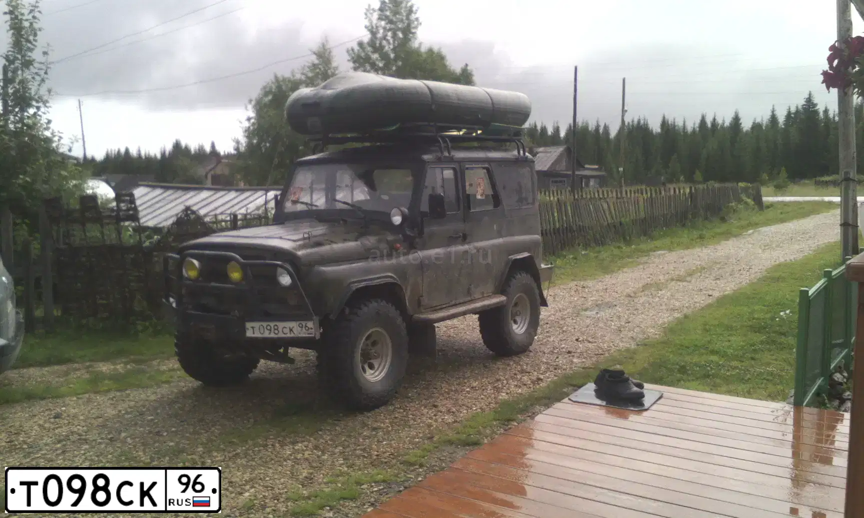 Фото автомобиля UAZ 3151 / HUNTER, 2001 — госномер Т098СК96. Цвет: ЗЕЛЕНЫЙ