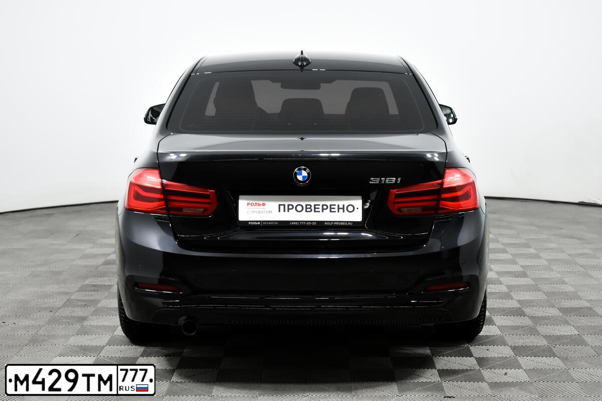 Фото автомобиля BMW SERIE 3, 2016 — госномер Т138ЕК39. Цвет: ЧЕРНЫЙ