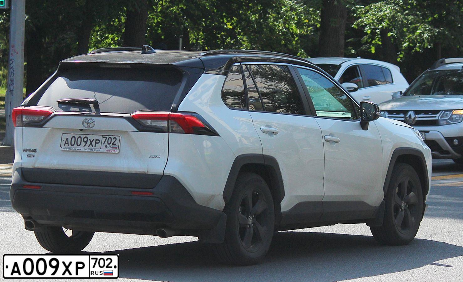 Фото автомобиля TOYOTA TOYOTA, 2020 — госномер А009ХР702. Цвет: МНОГОЦВЕТНЫЙ