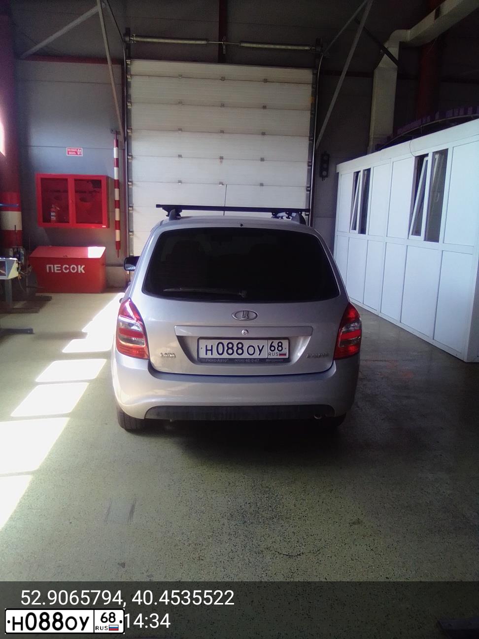 Фото автомобиля LADA 2194 KALINA, 2013 — госномер Н088ОУ68. Цвет: Серебристый