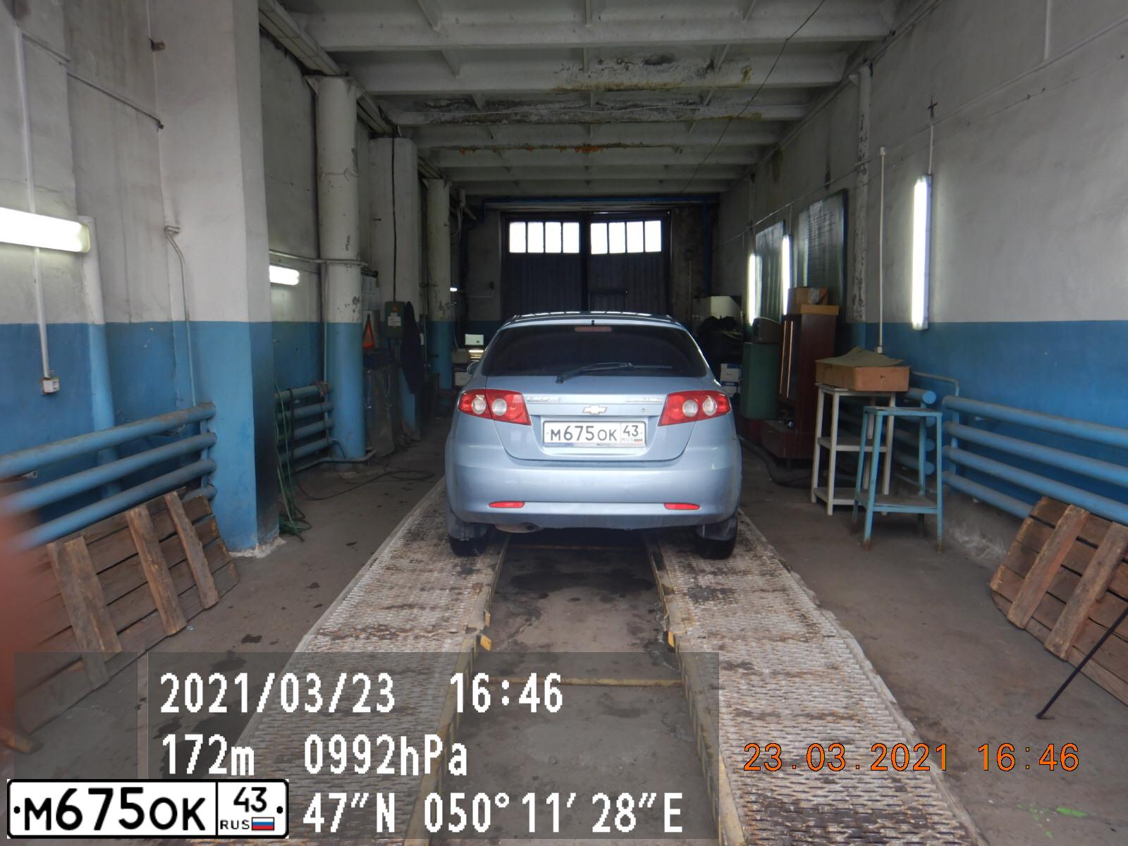 Фото автомобиля CHEVROLET LACETTI, 2008 — госномер А314ТК43. Цвет: СВЕТЛО-СЕРЫЙ