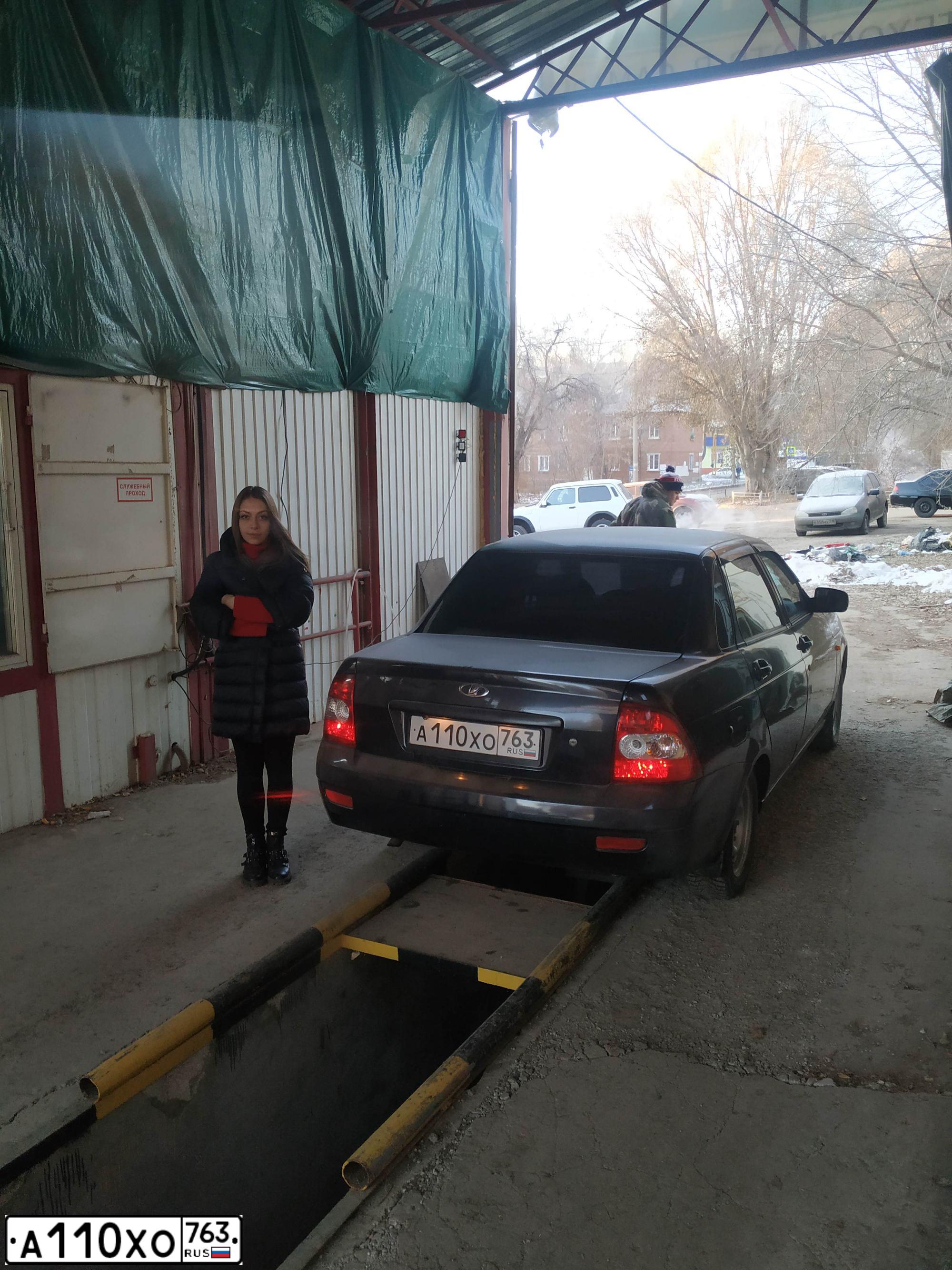 Фото автомобиля LADA 2170 PRIORA, 2007 — госномер Р125ХТ163. Цвет: ГРАФИТОВЫЙ МЕТАЛЛИК