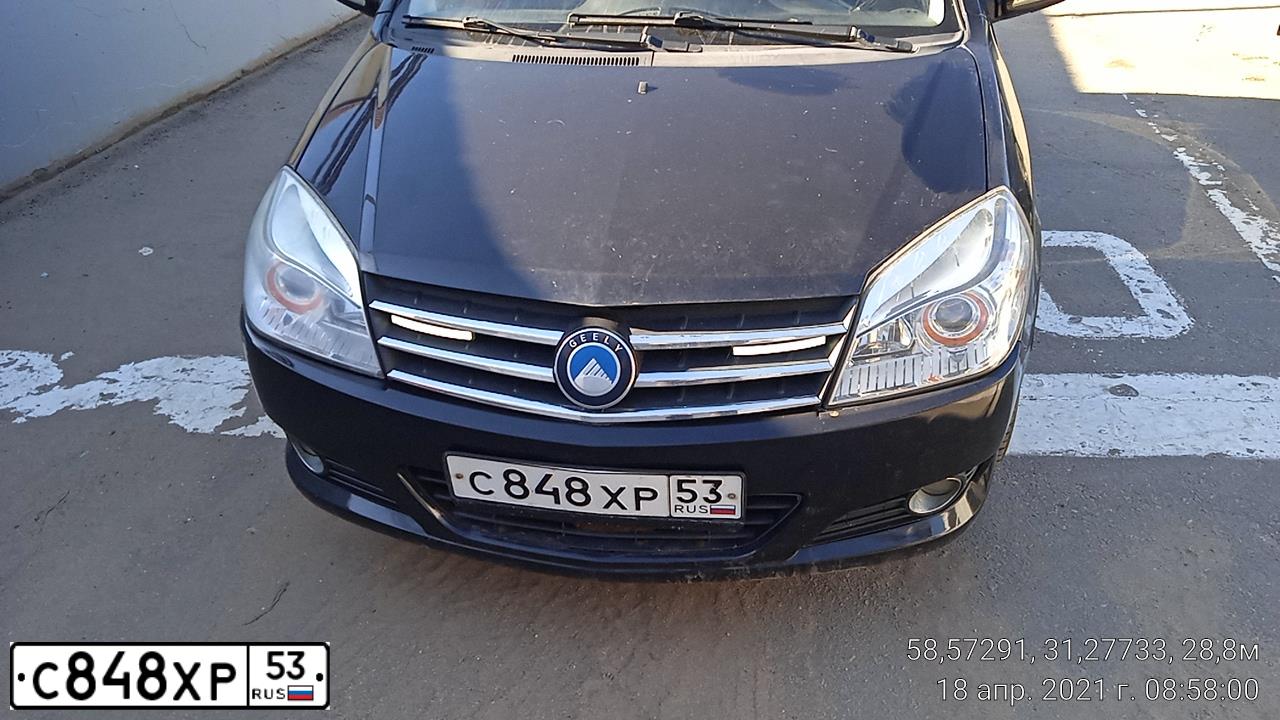 Фото автомобиля GEELY MK CROSS, 2013 — госномер С848ХР53. Цвет: ЧЕРНЫЙ
