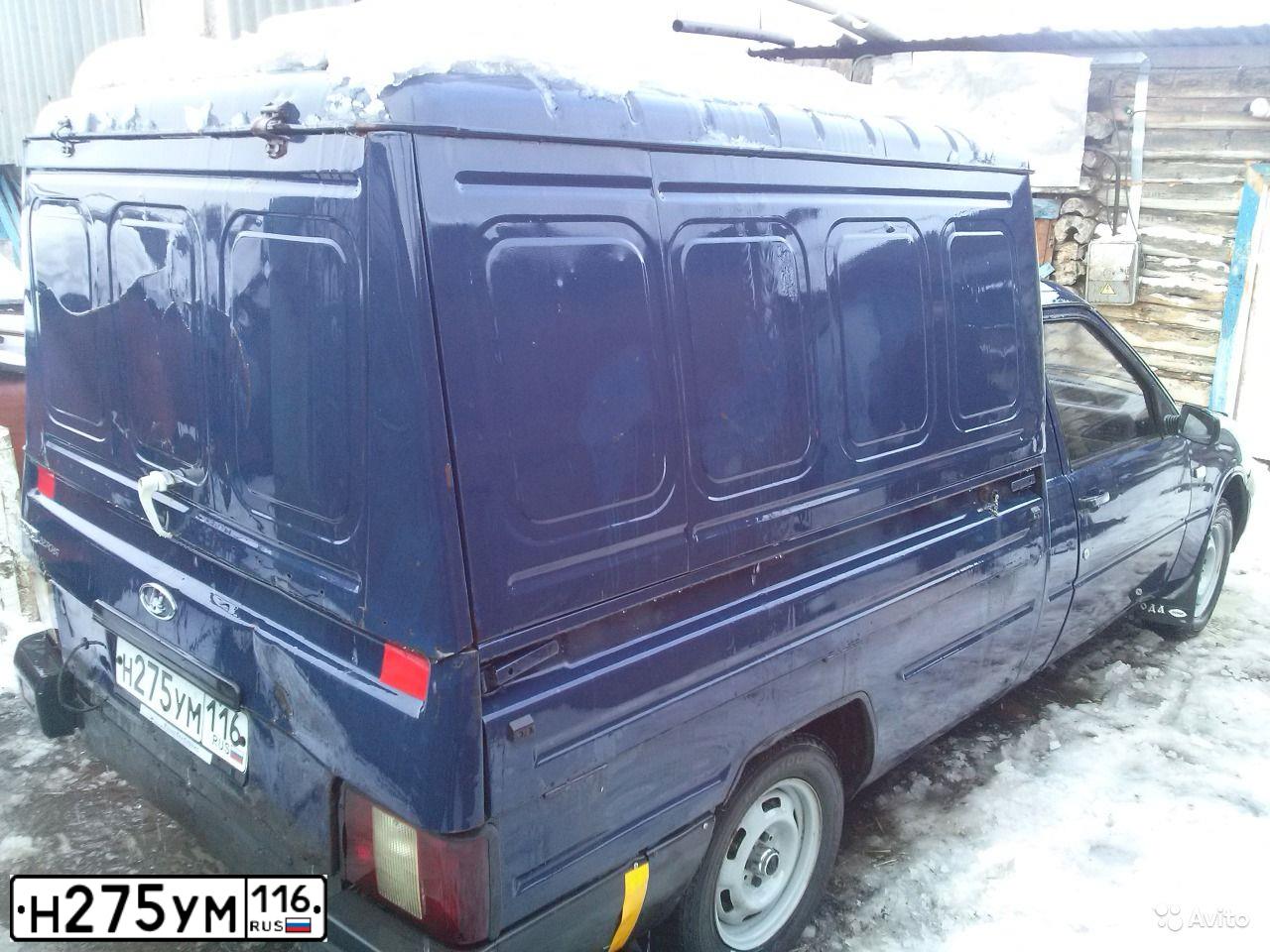 Фото автомобиля ИЖ 2717220, 2003 — госномер А875ЕУ18. Цвет: Темно-синий