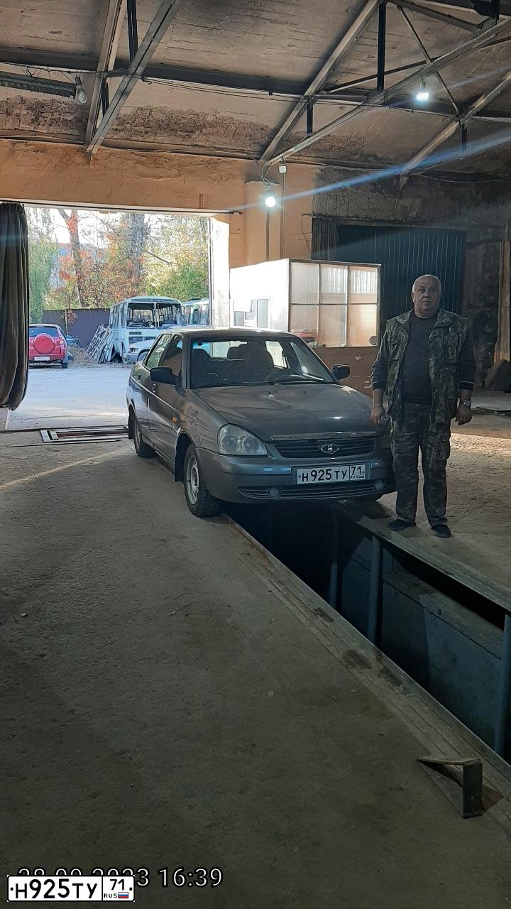 Фото автомобиля LADA 2170 PRIORA, 2008 — госномер Н925ТУ71. Цвет: СРЕДНИЙ СЕРО-ЗЕЛЕНЫЙ МЕТ