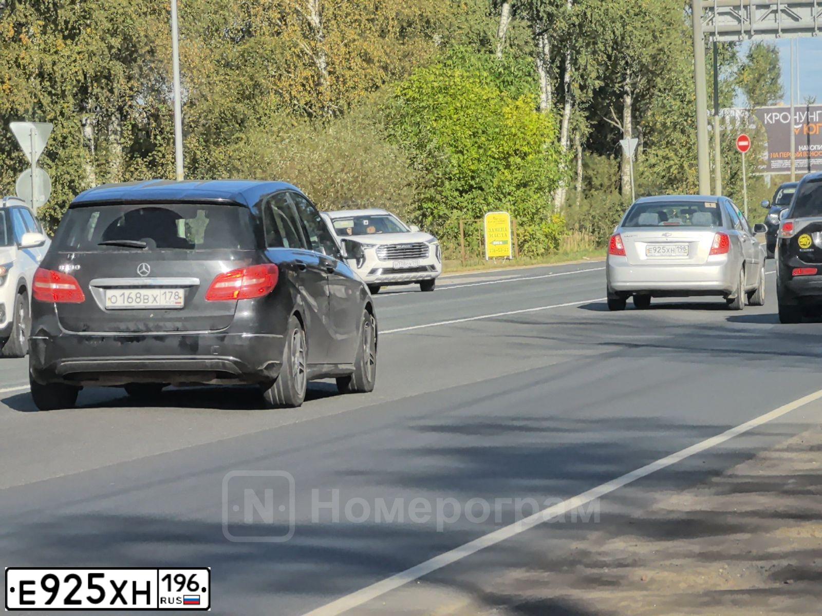 Фото автомобиля VOLKSWAGEN POLO, 2017 — госномер М497ВА716. Цвет: Белый