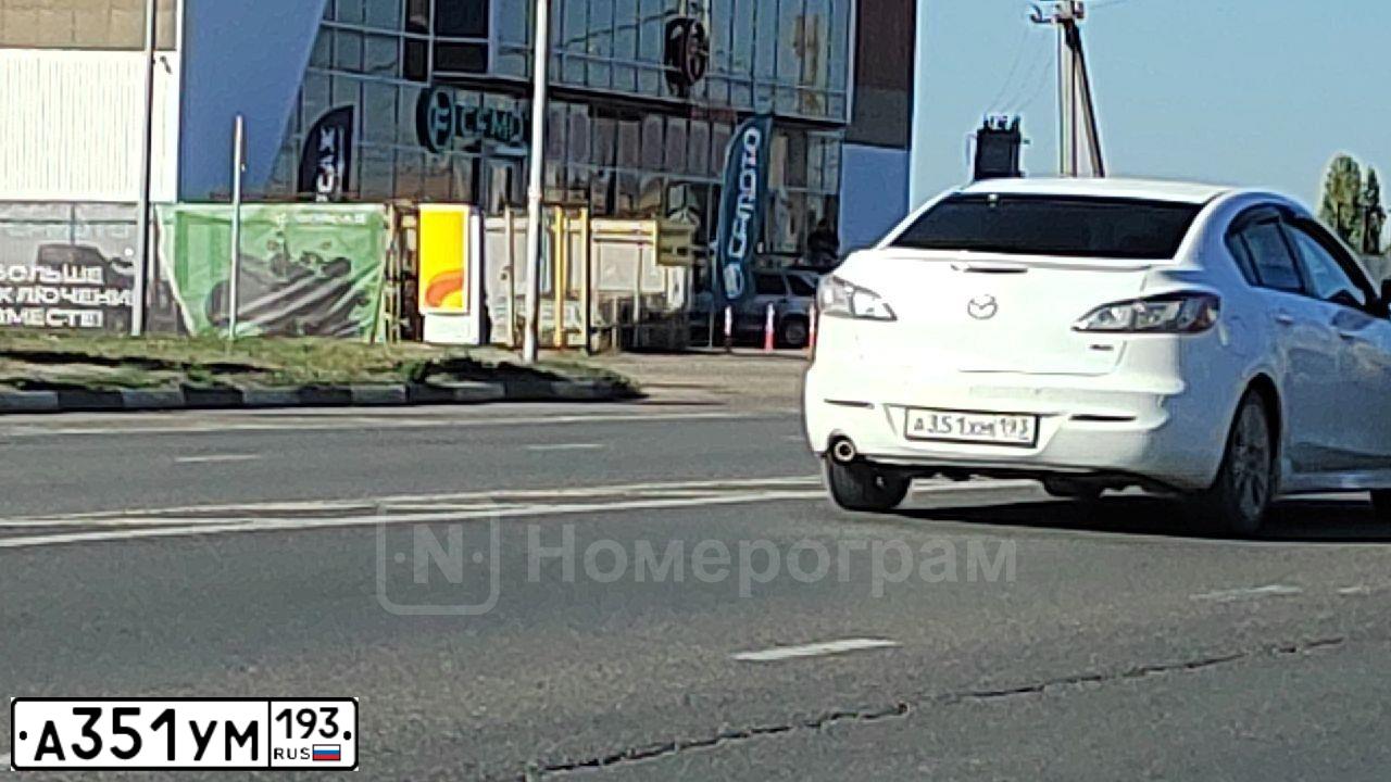Фото автомобиля CHEVROLET LACETTI, 2008 — госномер Е247КН799. Цвет: ЧЕРНЫЙ