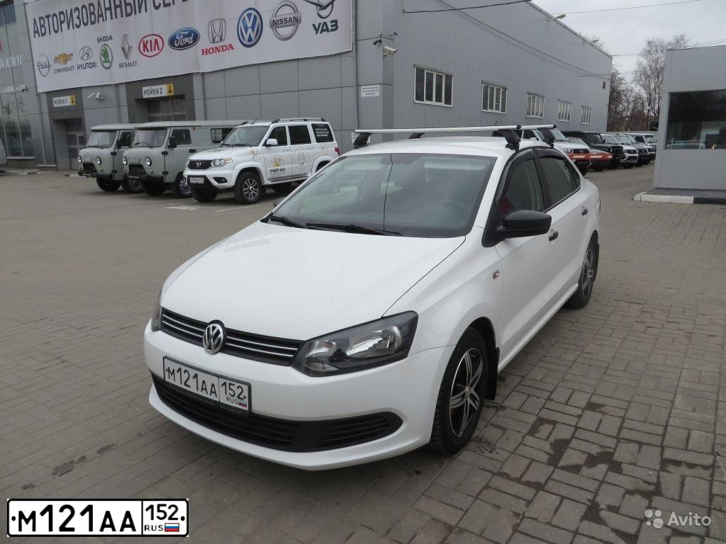Фото автомобиля VOLKSWAGEN POLO, 2013 — госномер С656ХР152. Цвет: Белый