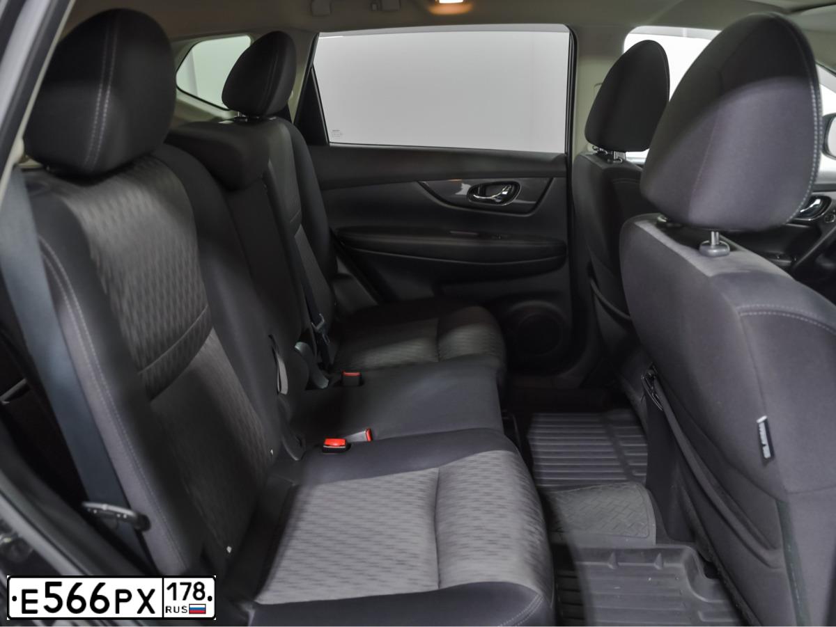 Фото автомобиля FORD FOCUS, 2010 — госномер Е566РХ178. Цвет: ЧЕРНЫЙ