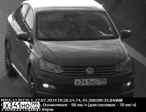 Фото автомобиля VOLKSWAGEN POLO, 2018 — госномер Х341НО799. Цвет: ВИШНЕВЫЙ
