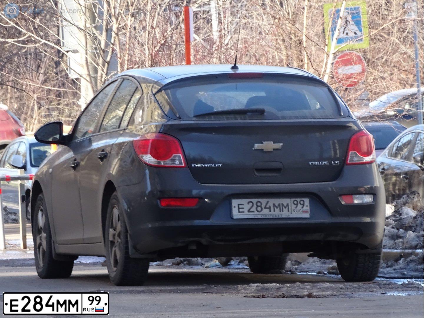 Фото автомобиля CHEVROLET CRUZE, 2012 — госномер К817АР550. Цвет: ЧЕРНЫЙ МЕТАЛИК
