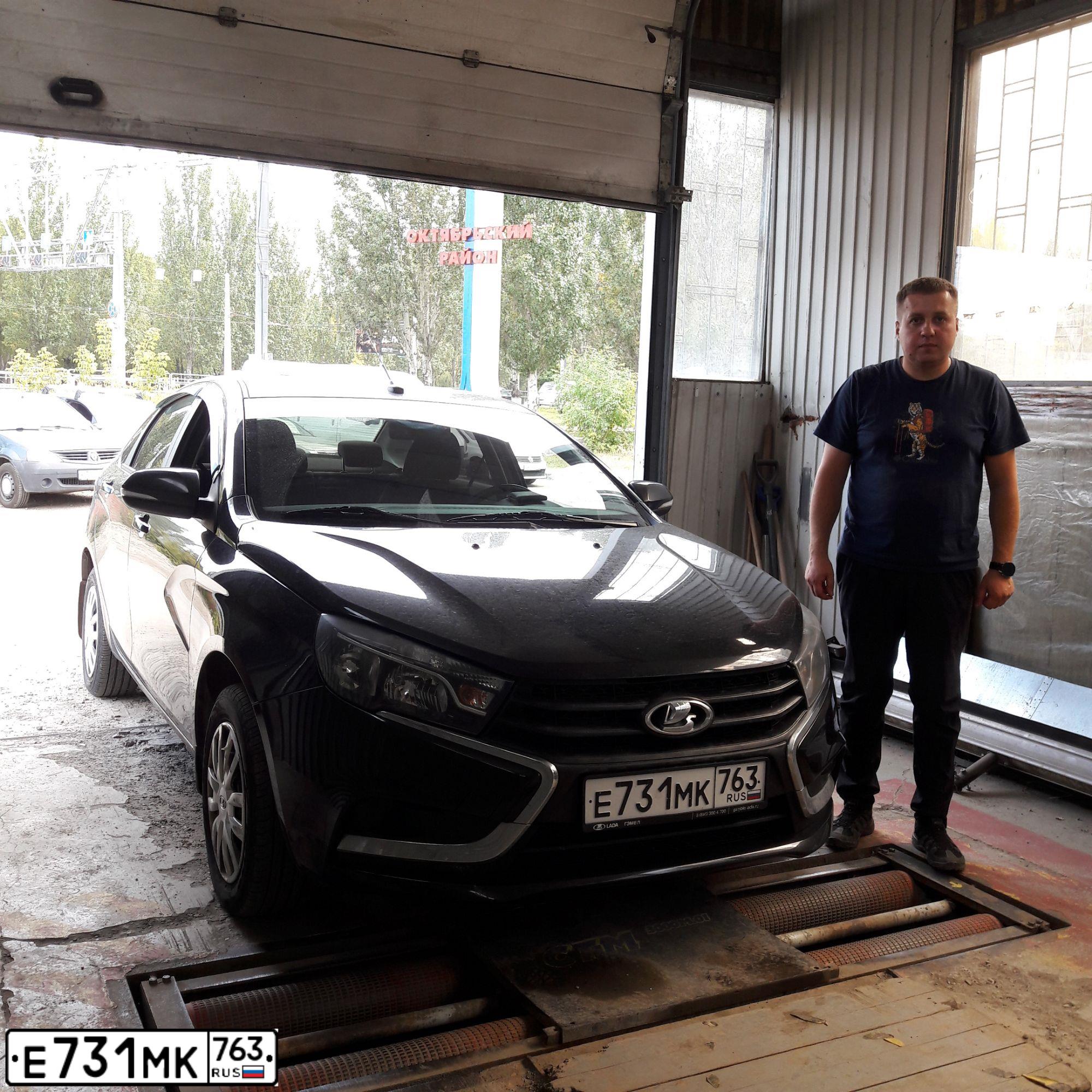 Фото автомобиля LADA VESTA, 2016 — госномер В113МЕ82. Цвет: ЧЕРНЫЙ