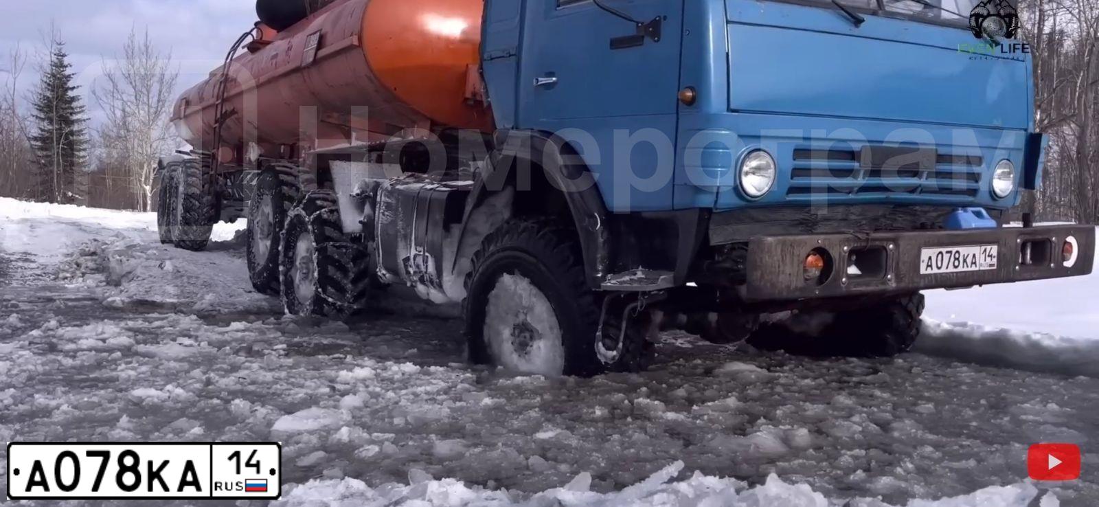 Фото автомобиля KAMAZ 4310 /6X6/, 1991 — госномер А078КА14. Цвет: СИНИЙ